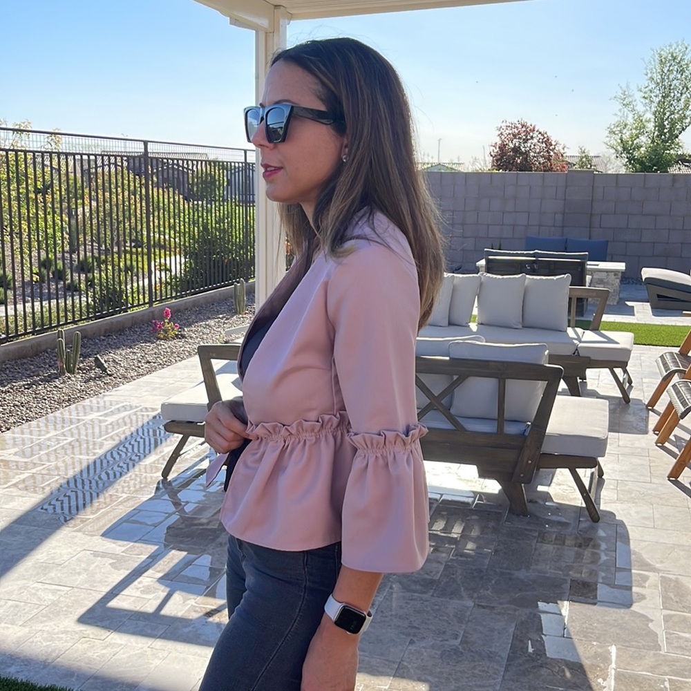 🎀Cropped Jacket 🎀 - Picture 2 of 6